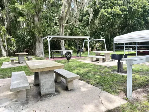 118 July Avenue Georgetown FL 32139