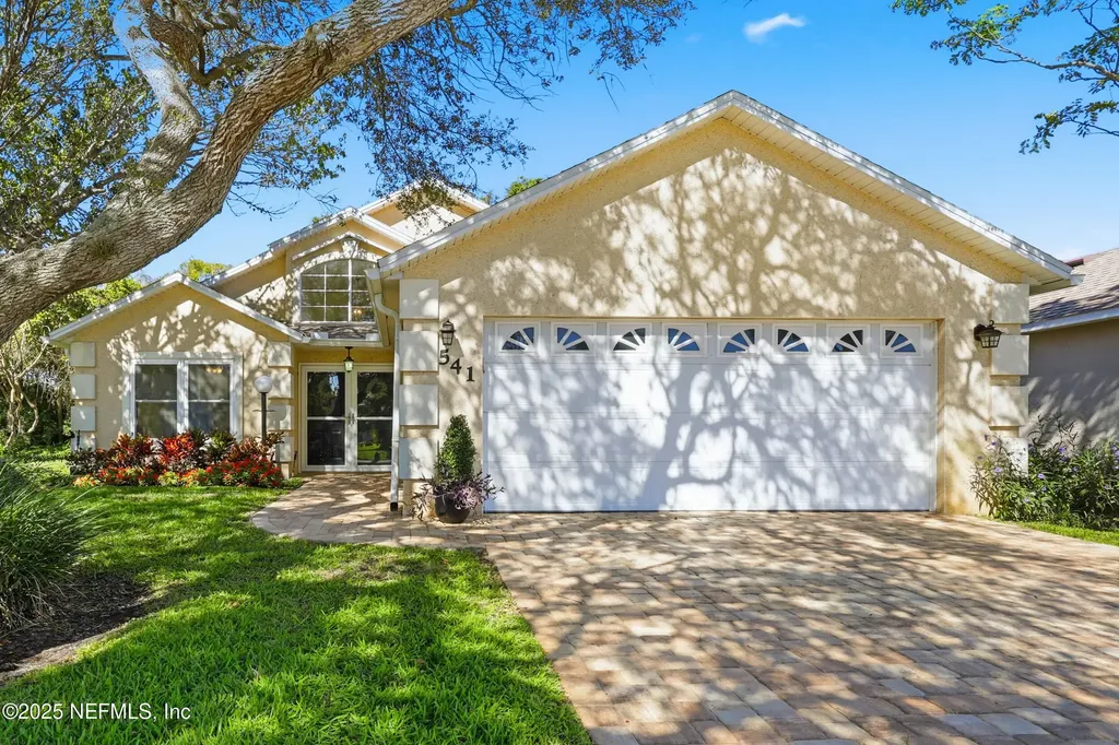 541 Peninsula Court St. Augustine FL 32080