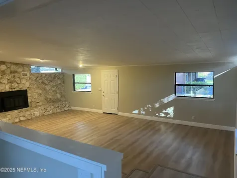 3843 Bessent Road Jacksonville FL 32218