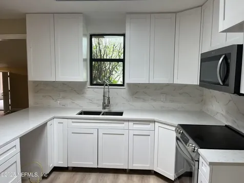 3843 Bessent Road Jacksonville FL 32218