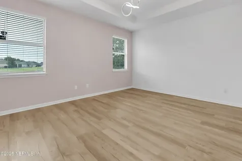 76 Pond Run Lane Jacksonville FL 32218
