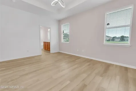 76 Pond Run Lane Jacksonville FL 32218