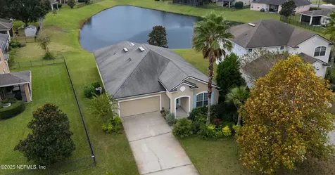 76 Pond Run Lane Jacksonville FL 32218