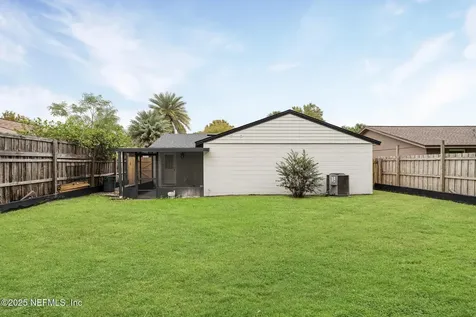 7644 Club Duclay Drive Jacksonville FL 32244