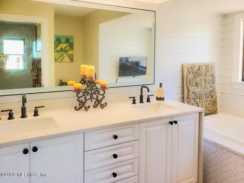 18 Riverfront Drive Venice FL 34293