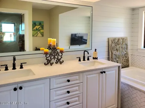 18 Riverfront Drive Venice FL 34293