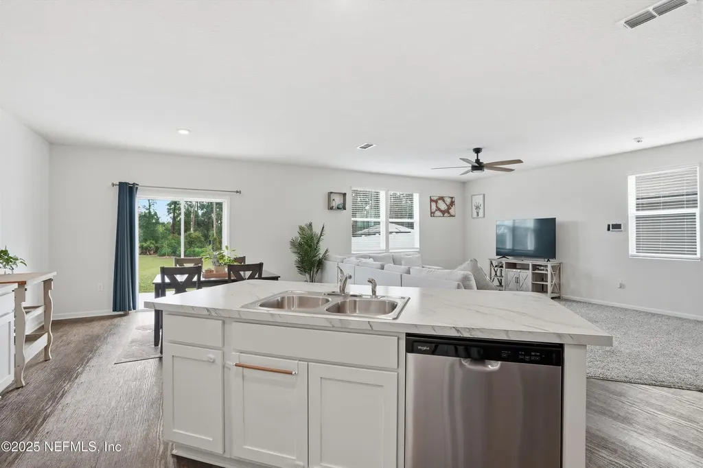 2660 Oak Stream Drive Green Cove Springs FL 32043