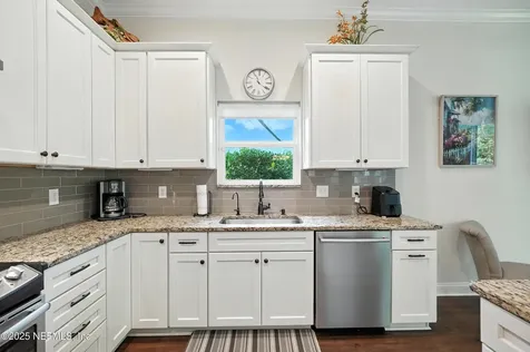 8764 Hampshire Glen Drive S Jacksonville FL 32256