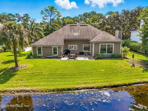 8764 Hampshire Glen Drive S Jacksonville FL 32256