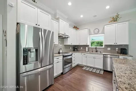 8764 Hampshire Glen Drive S Jacksonville FL 32256
