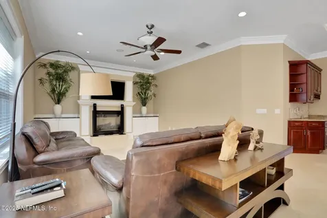 12707 Tennis Court Jacksonville FL 32225