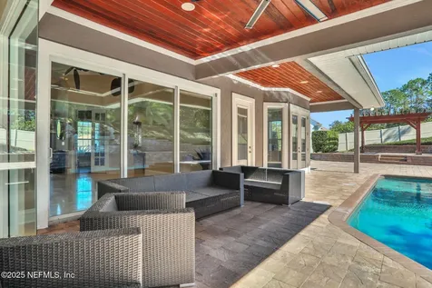12707 Tennis Court Jacksonville FL 32225