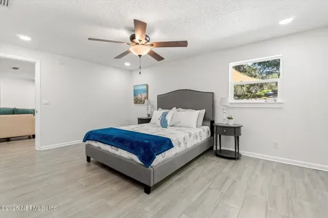 1137 Cape Charles Avenue Jacksonville FL 32233