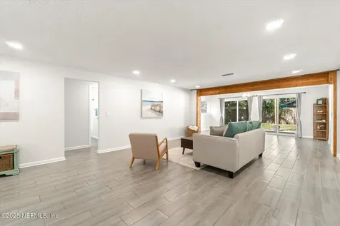 1137 Cape Charles Avenue Jacksonville FL 32233