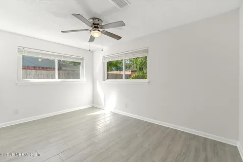 1137 Cape Charles Avenue Jacksonville FL 32233