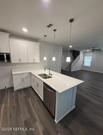 1283 Jewelstone Lane Jacksonville FL 32221