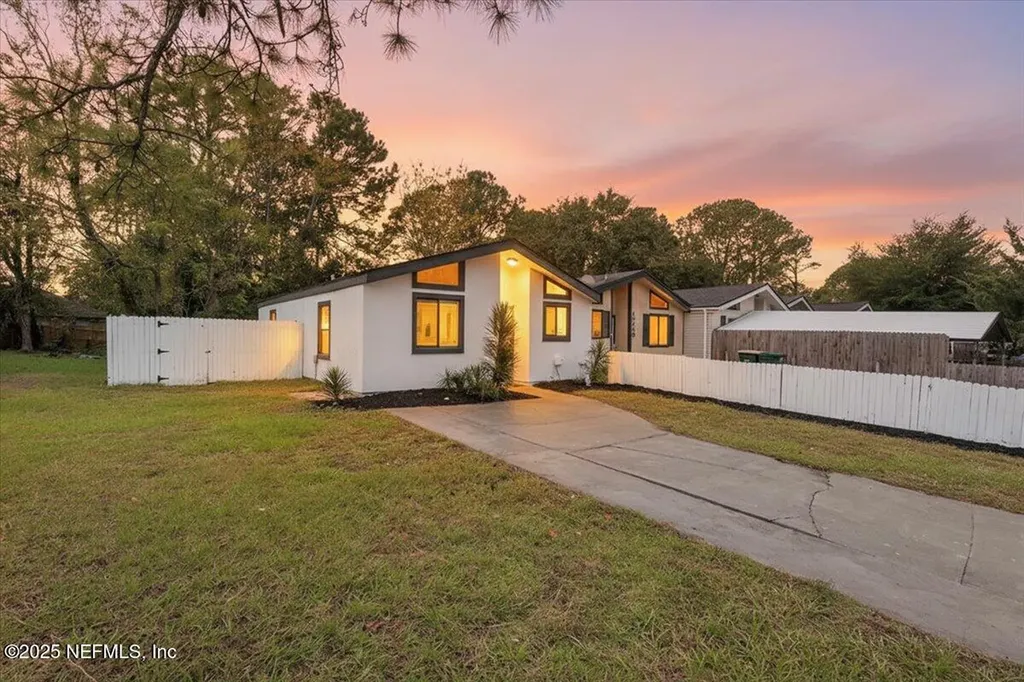 10762 Kusaie Drive S Jacksonville FL 32246