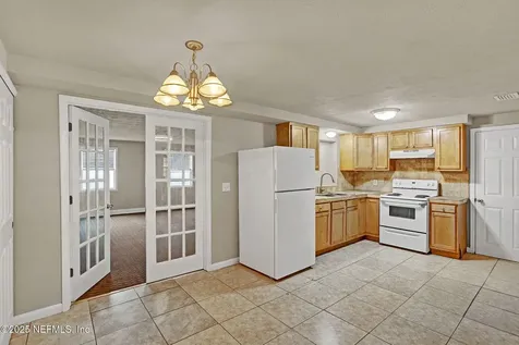11271 Americana Lane Jacksonville FL 32218