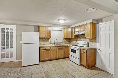 11271 Americana Lane Jacksonville FL 32218