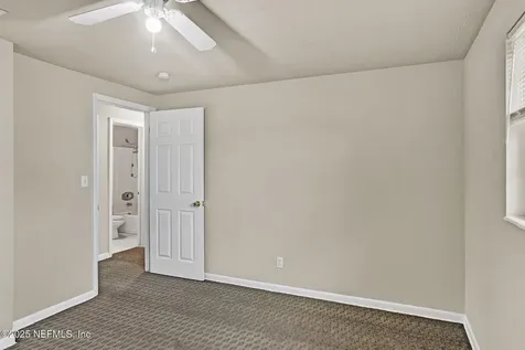 11271 Americana Lane Jacksonville FL 32218