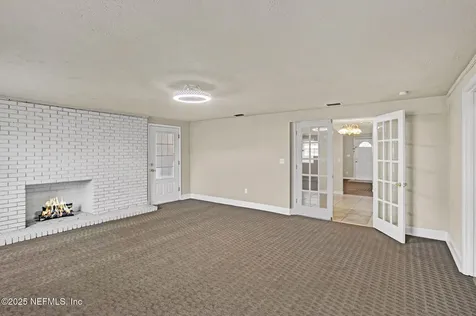 11271 Americana Lane Jacksonville FL 32218