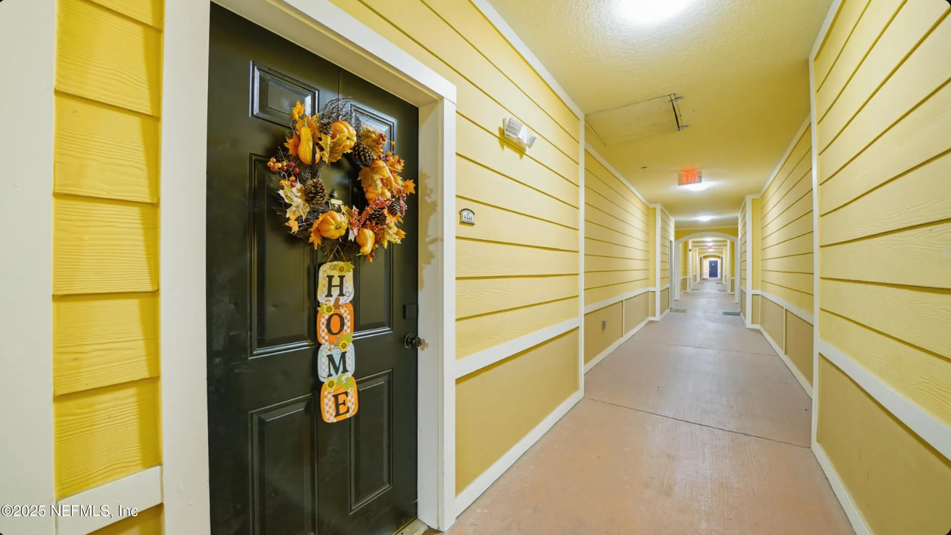 8539 Gate Parkway W Jacksonville FL 32216