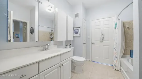 8539 Gate Parkway W Jacksonville FL 32216