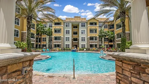8539 Gate Parkway W Jacksonville FL 32216