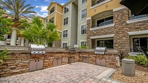 8539 Gate Parkway W Jacksonville FL 32216