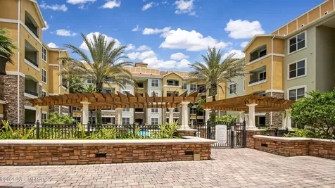 8539 Gate Parkway W Jacksonville FL 32216