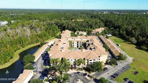 8539 Gate Parkway W Jacksonville FL 32216