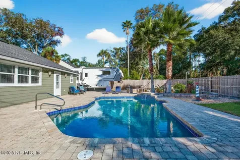 4588 Carolyn Cove Lane S Jacksonville FL 32258