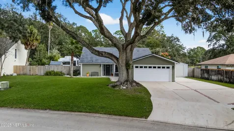 4588 Carolyn Cove Lane S Jacksonville FL 32258