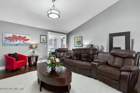 4588 Carolyn Cove Lane S Jacksonville FL 32258