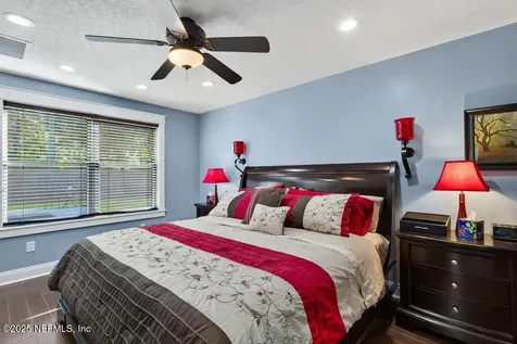 4588 Carolyn Cove Lane S Jacksonville FL 32258
