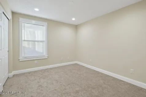 4588 Carolyn Cove Lane S Jacksonville FL 32258