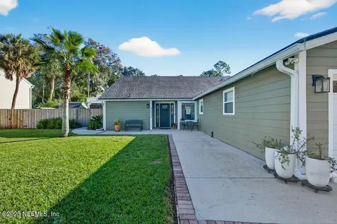 4588 Carolyn Cove Lane S Jacksonville FL 32258