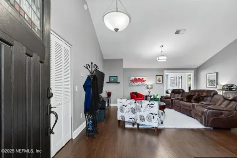 4588 Carolyn Cove Lane S Jacksonville FL 32258