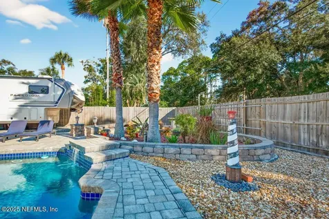 4588 Carolyn Cove Lane S Jacksonville FL 32258