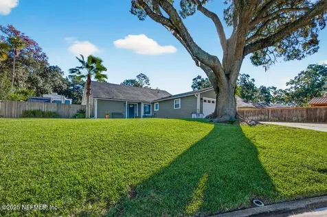 4588 Carolyn Cove Lane S Jacksonville FL 32258
