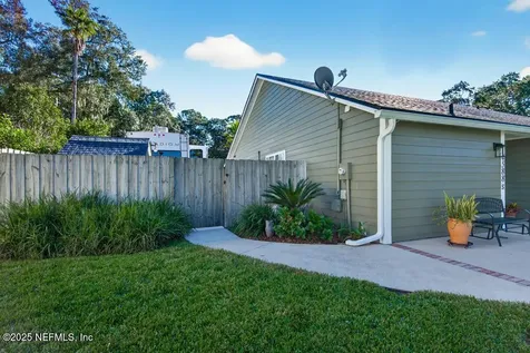 4588 Carolyn Cove Lane S Jacksonville FL 32258