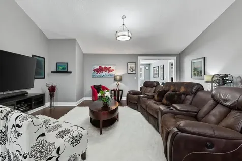 4588 Carolyn Cove Lane S Jacksonville FL 32258