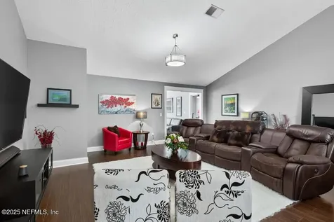 4588 Carolyn Cove Lane S Jacksonville FL 32258