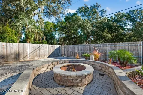4588 Carolyn Cove Lane S Jacksonville FL 32258