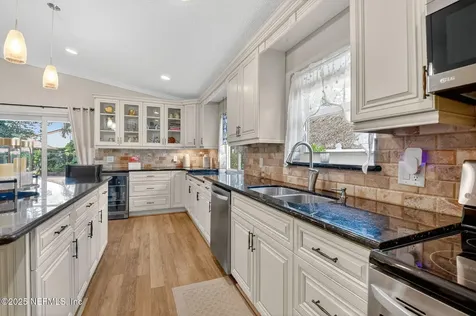4055 NW 1st Street Delray Beach FL 33445