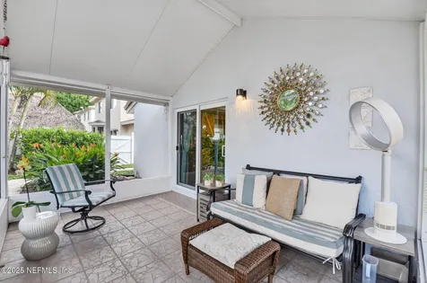 4055 NW 1st Street Delray Beach FL 33445