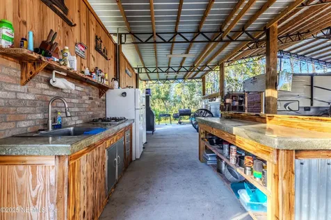 1313 Oak Pond Circle Steinhatchee FL 32359