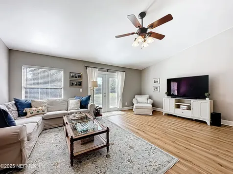 1547 Eddings Grove Lane Jacksonville FL 32221