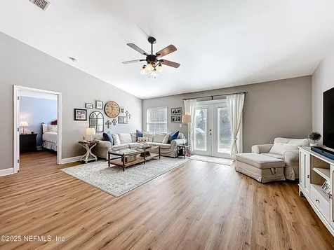 1547 Eddings Grove Lane Jacksonville FL 32221