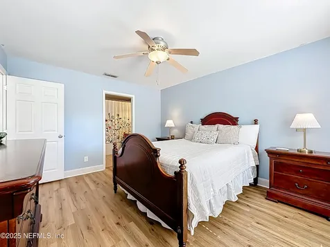 1547 Eddings Grove Lane Jacksonville FL 32221